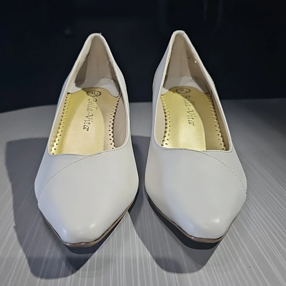 Bella Vita Shoes Heel Shoes Wow Leather‎ Pumps In Lt Gray Women's 6.5 EUC